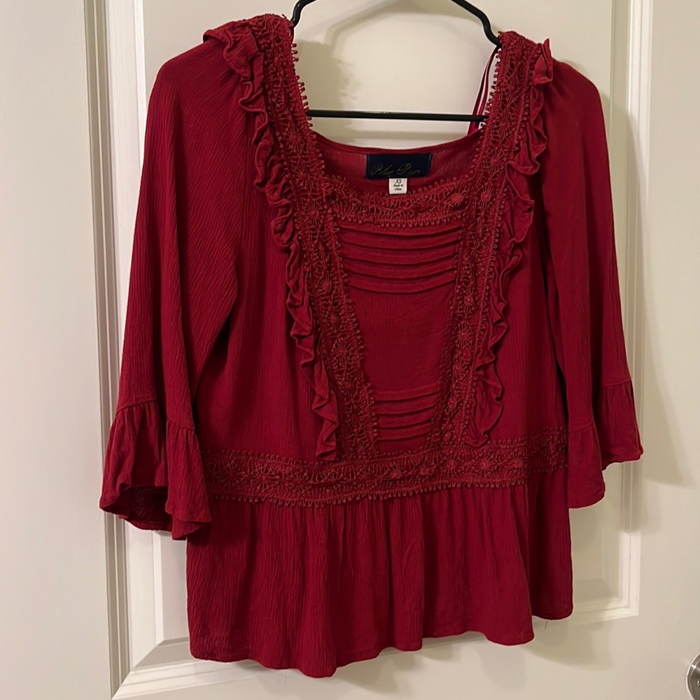 Cute red top